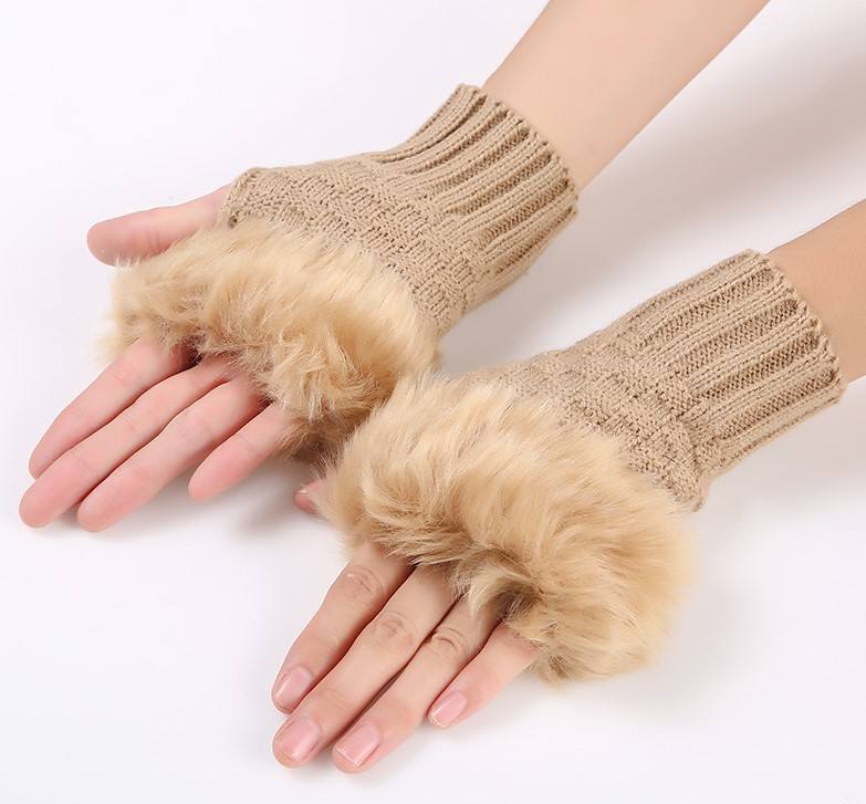 Furry Fingerless Gloves
